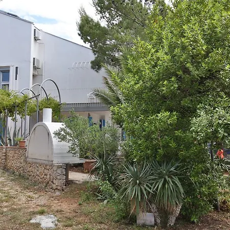 Apartment A Pirovac