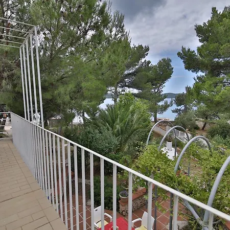 Apartment A Pirovac