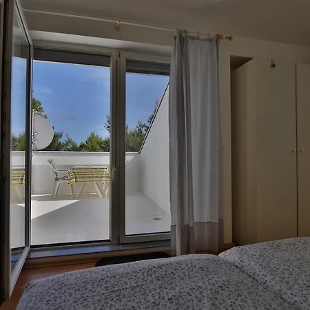 Apartment A Pirovac