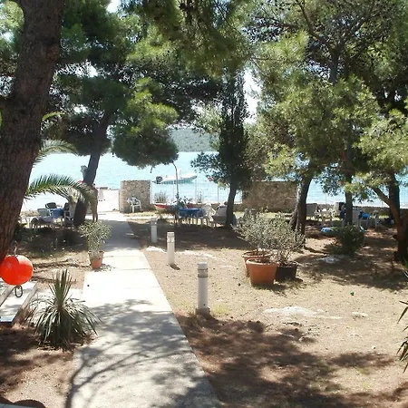 Apartment A Pirovac