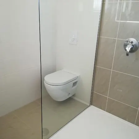 A Apartment Pirovac
