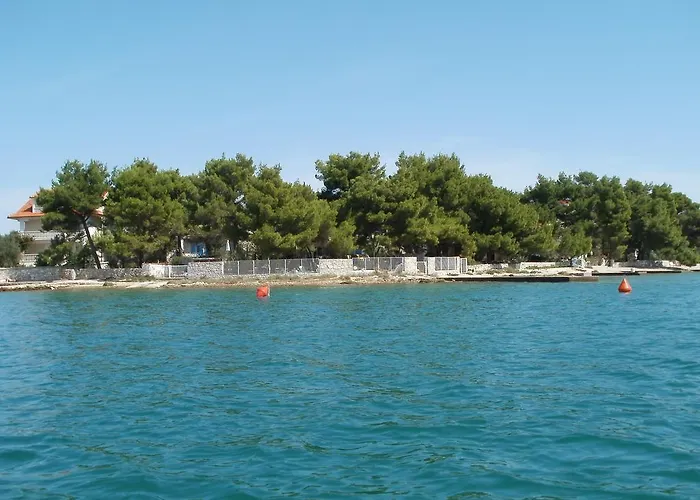 Διαμέρισμα A *