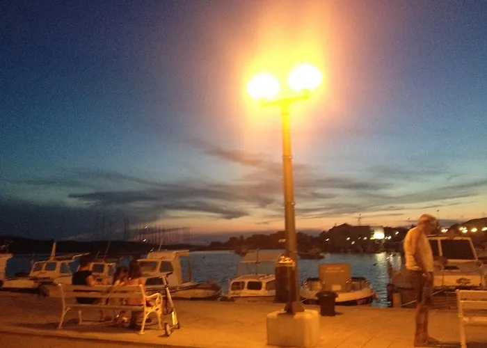 Διαμέρισμα A Pirovac